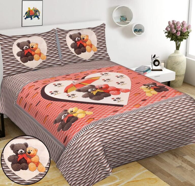 Coral and brown double bedsheet with teddy bears under an umbrella in a cream heart and teddy pillow covers