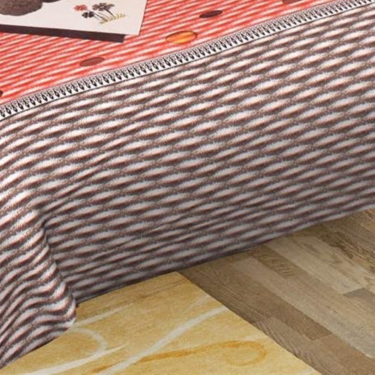 Border and edge detail of the Coral & Brown Teddy Bear Heart Print Double Bedsheet